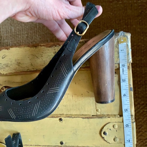 NWOB ABS ALLEN SCHWARTZ 100% LEATHER CUTOUT STACKED CHUNKY HIGH HEEL PUMPS 8.5 - Picture 4 of 14